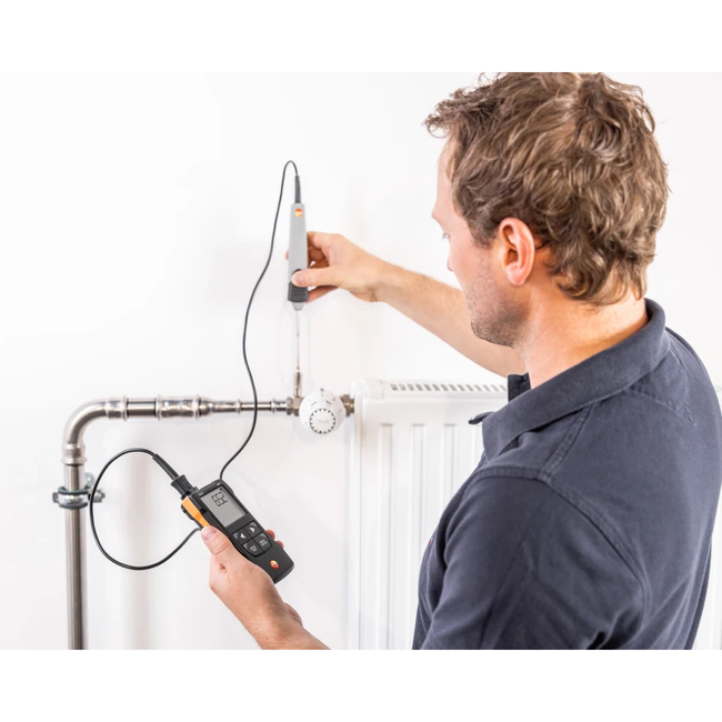 Testo 925 - Instrument de măsurare a temperaturii pentru TC Tip K cu conexiune la aplicație