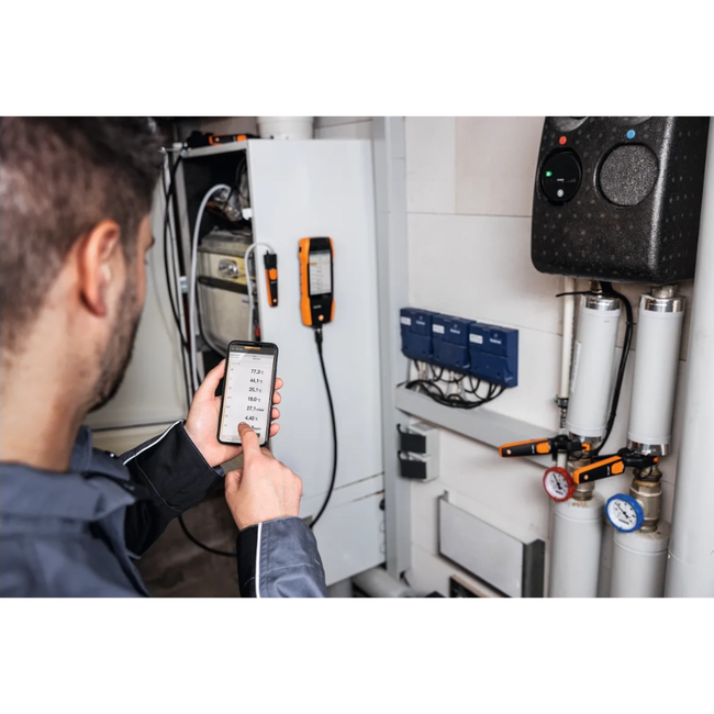 testo 300 – Set 2 Analizor de gaze de ardere cu 3 senzori O2, CO(15000 ppm)si NO cu sonda flexibila